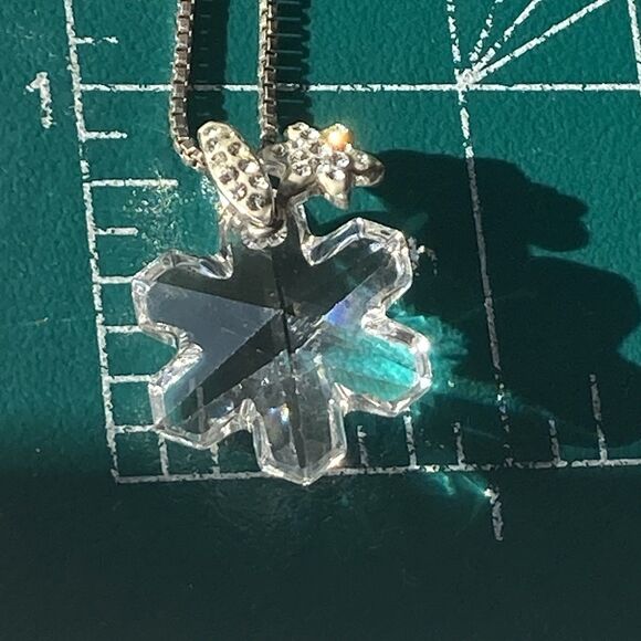 Vintage Swarovski Crystal Snowflake Pave Sterling Silver 925 AU Pendant w/Chain - Picture 2 of 16